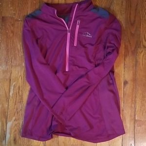 LL Bean active top